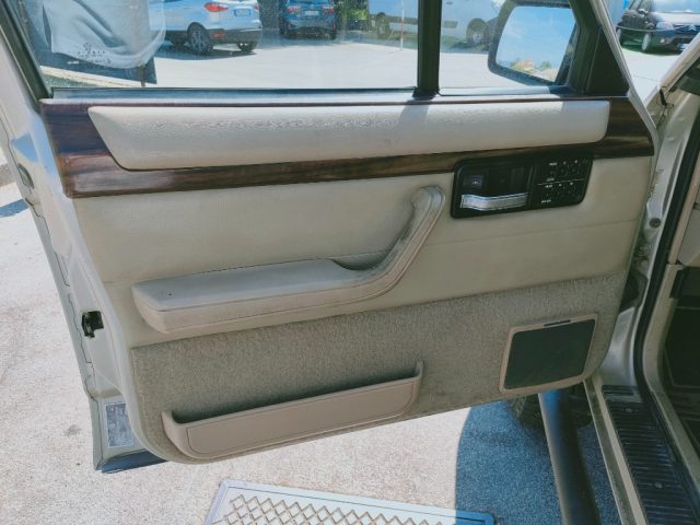 JEEP Cherokee usata 12