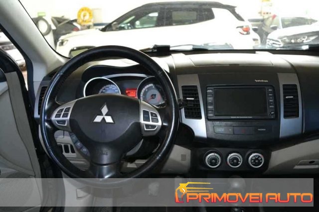 MITSUBISHI Outlander usata, con Climatizzatore