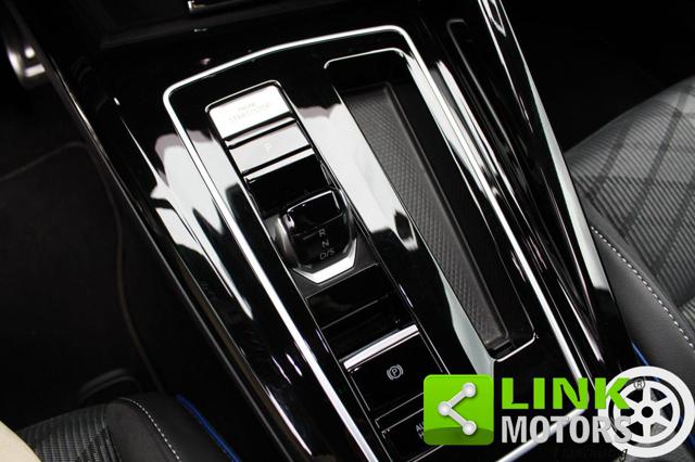 VOLKSWAGEN Golf usata, con Interni in pelle