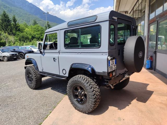 LAND ROVER Defender usata, con Interni in pelle