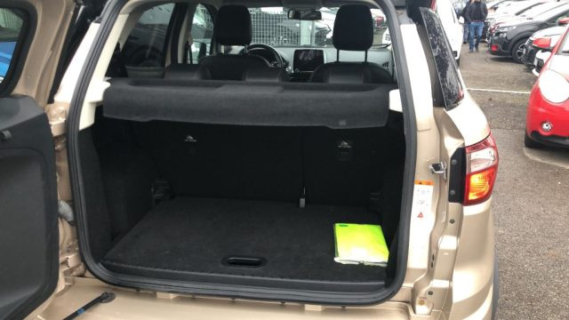 FORD EcoSport usata 11