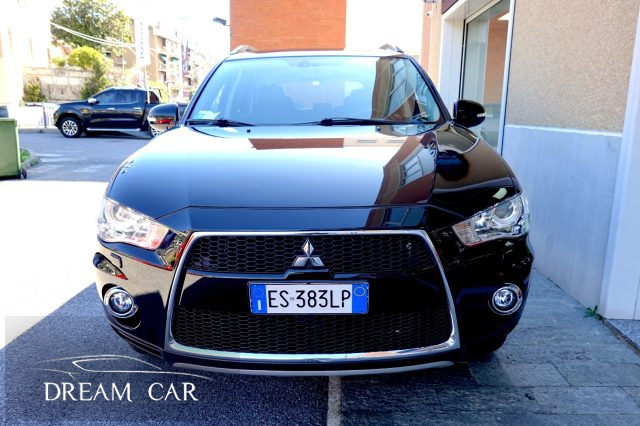 MITSUBISHI Outlander usata, con Cerchi in lega