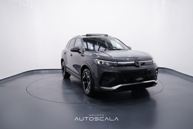 VOLKSWAGEN Tiguan usata, con Boardcomputer