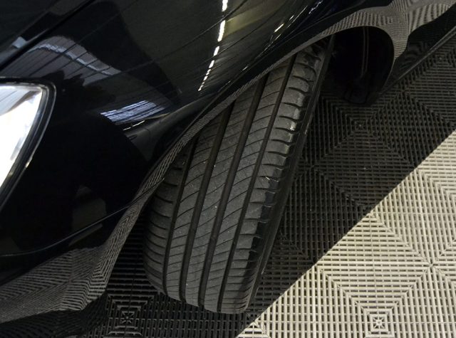 MERCEDES-BENZ SLK 200 usata, con Volante in pelle