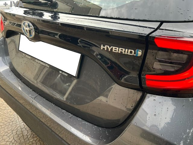 TOYOTA Yaris usata 9