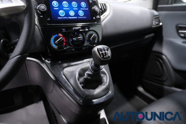LANCIA Ypsilon usata, con Apple CarPlay