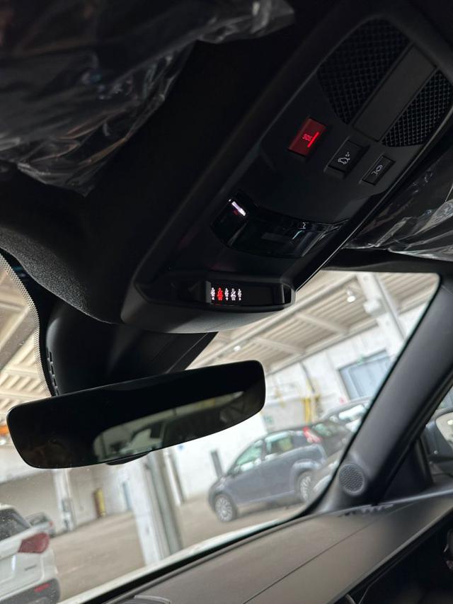 ALFA ROMEO Junior usata, con Portellone posteriore elettrico