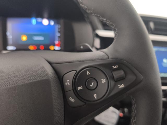 OPEL Corsa usata, con USB