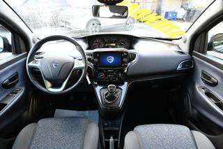 LANCIA Ypsilon usata, con Fendinebbia