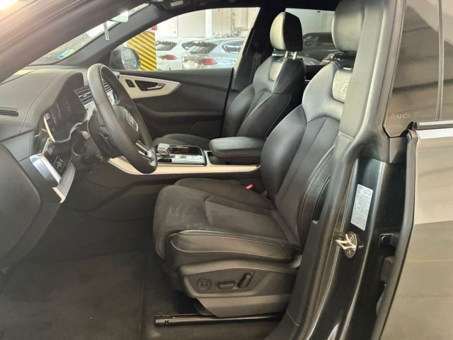 AUDI Q8 usata, con Alzacristalli elettrici