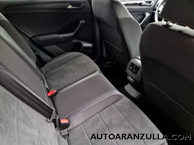VOLKSWAGEN T-Roc usata, con Volante in pelle