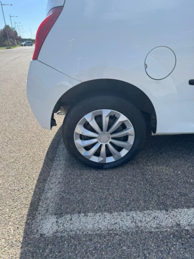 RENAULT Twingo usata, con Autoradio
