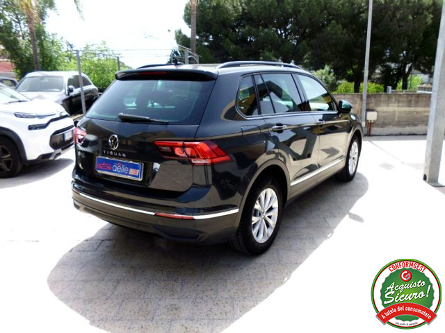 VOLKSWAGEN Tiguan usata, con Cerchi in lega