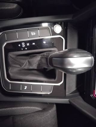 VOLKSWAGEN Passat usata, con Airbag testa