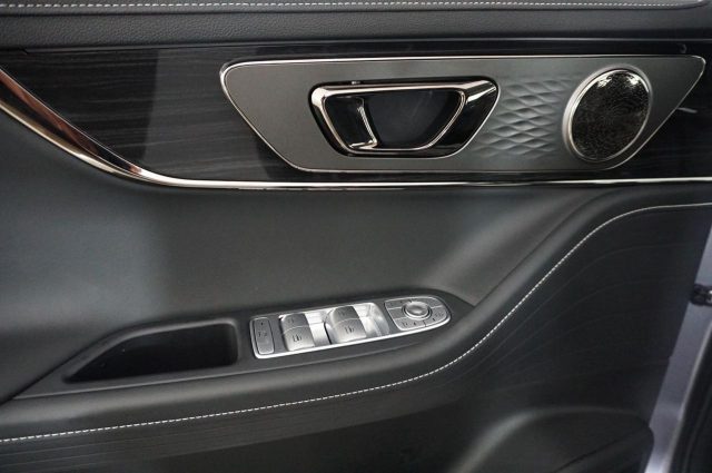 OMODA 5 usata, con Touch screen