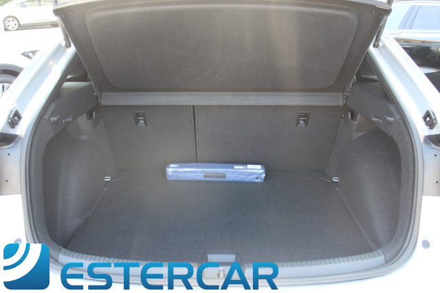 VOLKSWAGEN Taigo usata, con Specchietti laterali elettrici