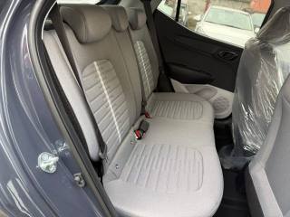 HYUNDAI i10 usata 28