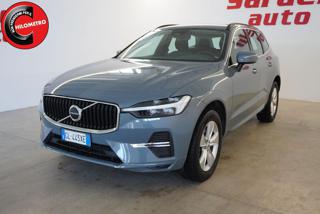 VOLVO XC60 B4 (d) automatico  Momentum