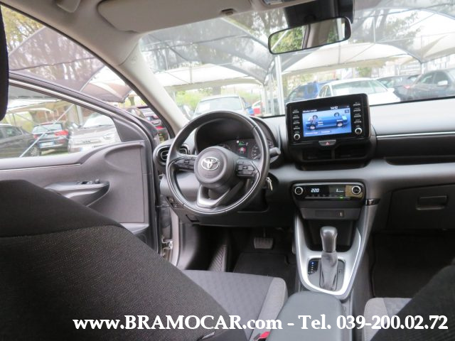 TOYOTA Yaris usata, con Isofix