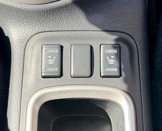 NISSAN Navara usata, con Autoradio digitale