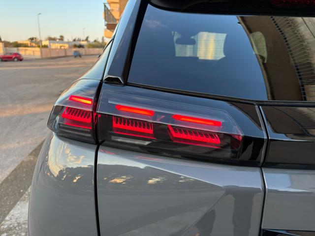 PEUGEOT 2008 usata, con Fari LED