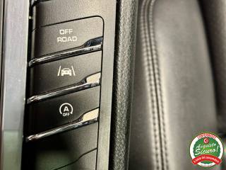 PORSCHE Macan usata, con Fendinebbia