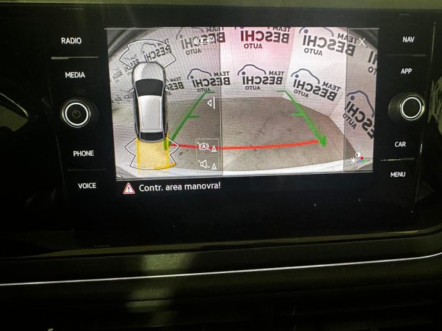 VOLKSWAGEN Taigo usata, con Autoradio