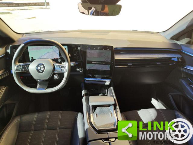 RENAULT Austral usata, con Autoradio digitale