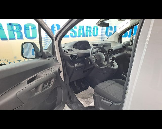 PEUGEOT Partner usata, con Controllo automatico clima
