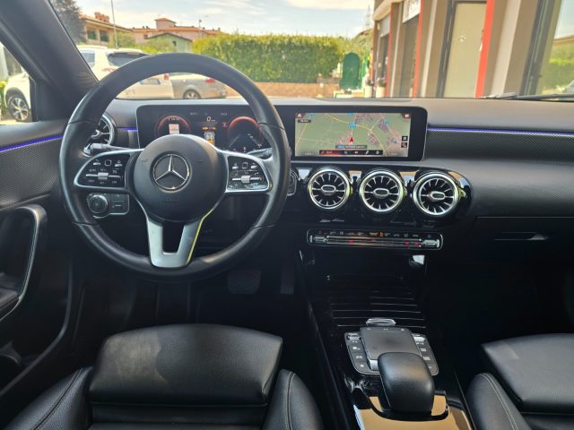 MERCEDES-BENZ A 200 usata, con Leve al volante