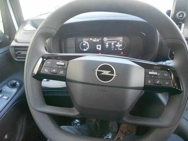 OPEL Combo usata, con Servosterzo