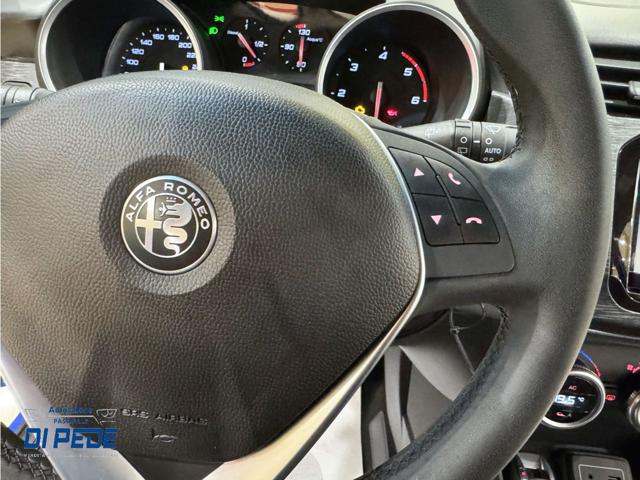 ALFA ROMEO Giulietta usata, con Volante in pelle