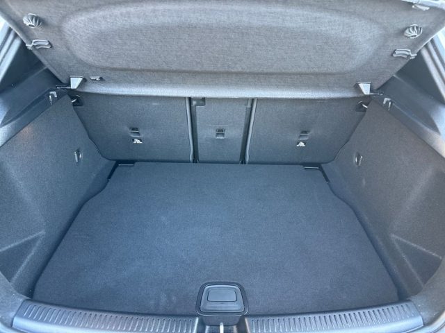 MERCEDES-BENZ A 180 usata, con Controllo automatico clima