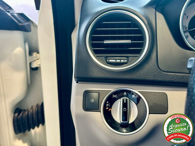 MERCEDES-BENZ C 200 usata, con Regolazione elettrica sedili