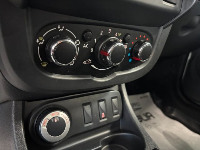 DACIA Duster usata, con Controllo automatico clima