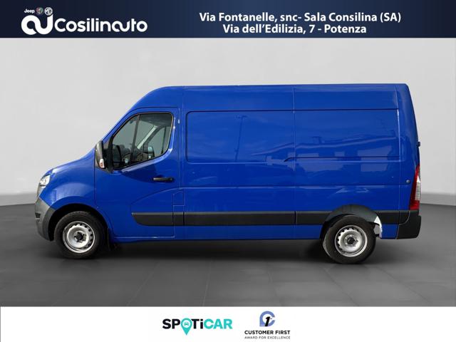 NISSAN Interstar usata, con Airbag