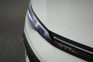 VOLKSWAGEN Golf GTI usata, con Volante in pelle