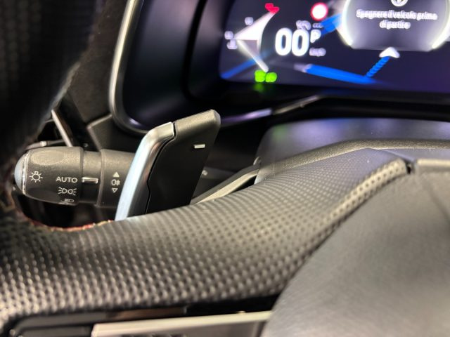 DS AUTOMOBILES DS 7 usata, con Sedile posteriore sdoppiato