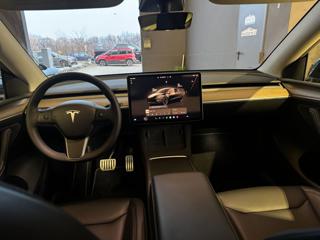 TESLA Model Y usata, con Controllo automatico clima