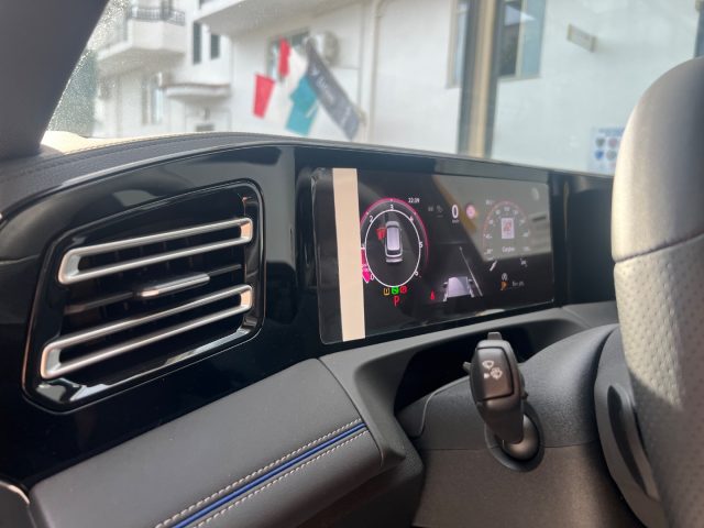 VOLKSWAGEN Tiguan usata, con Climatizzatore automatico, 2 zone