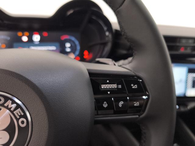 ALFA ROMEO Junior usata, con Regolazione elettrica sedili