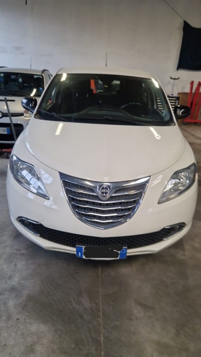 LANCIA Ypsilon usata, con Airbag