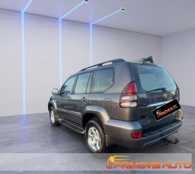 TOYOTA Land Cruiser usata, con Cruise Control