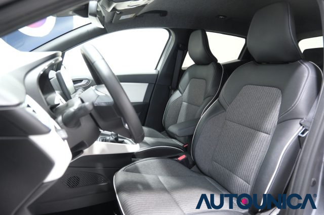 RENAULT Clio usata, con Autoradio