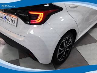 TOYOTA Yaris usata, con Volante multifunzione