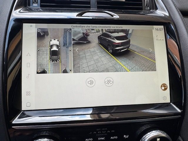 JAGUAR E-Pace usata, con Controllo trazione