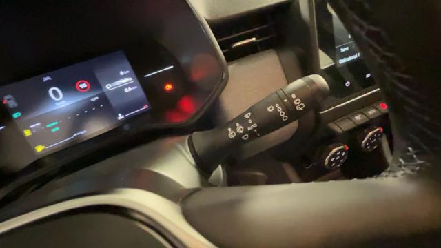 RENAULT Clio usata, con Sensore di luce