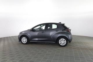 TOYOTA Yaris usata 5