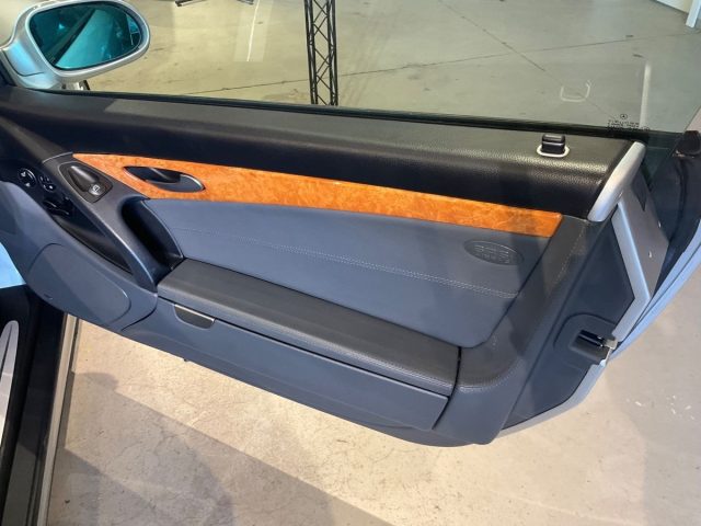 MERCEDES-BENZ SL 500 usata, con Autoradio