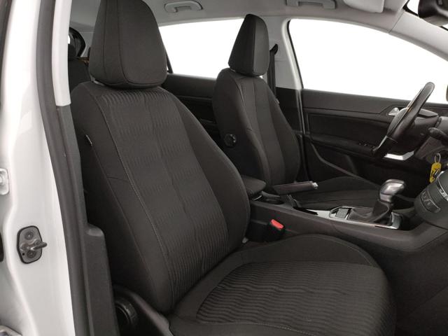 PEUGEOT 308 usata, con Autoradio
